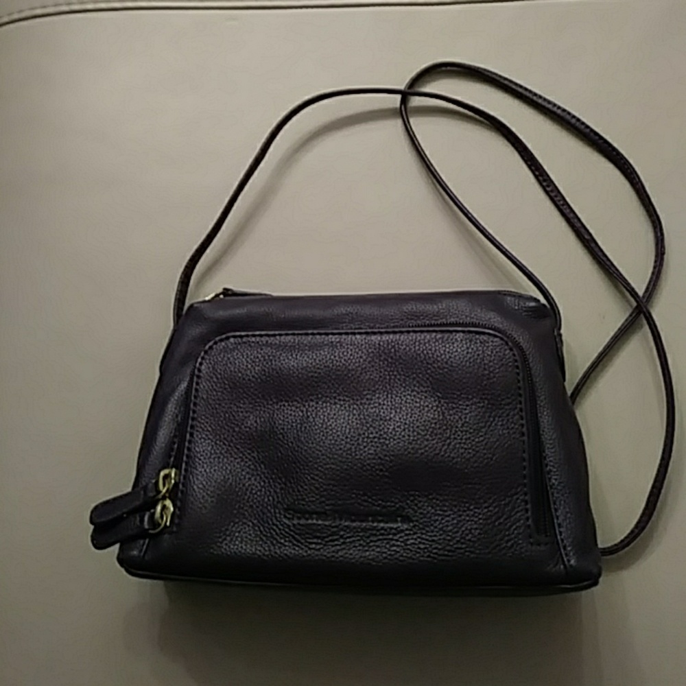 Stone Mountain crossbody
